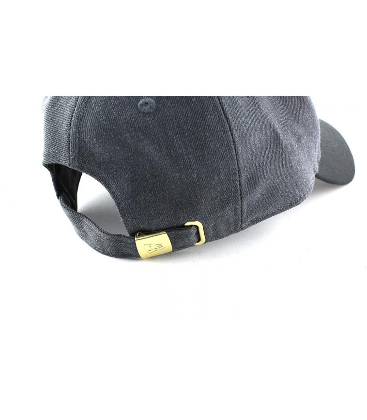 New Era Mettallic wool NY black gold trucker New Era Mettallic wool NY black gold trucker